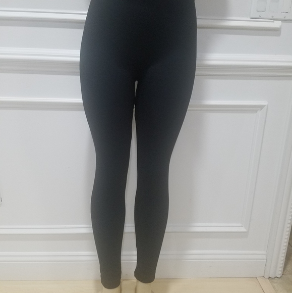 Soft Supple Feel Leggings Black - Picture 3 of 7
